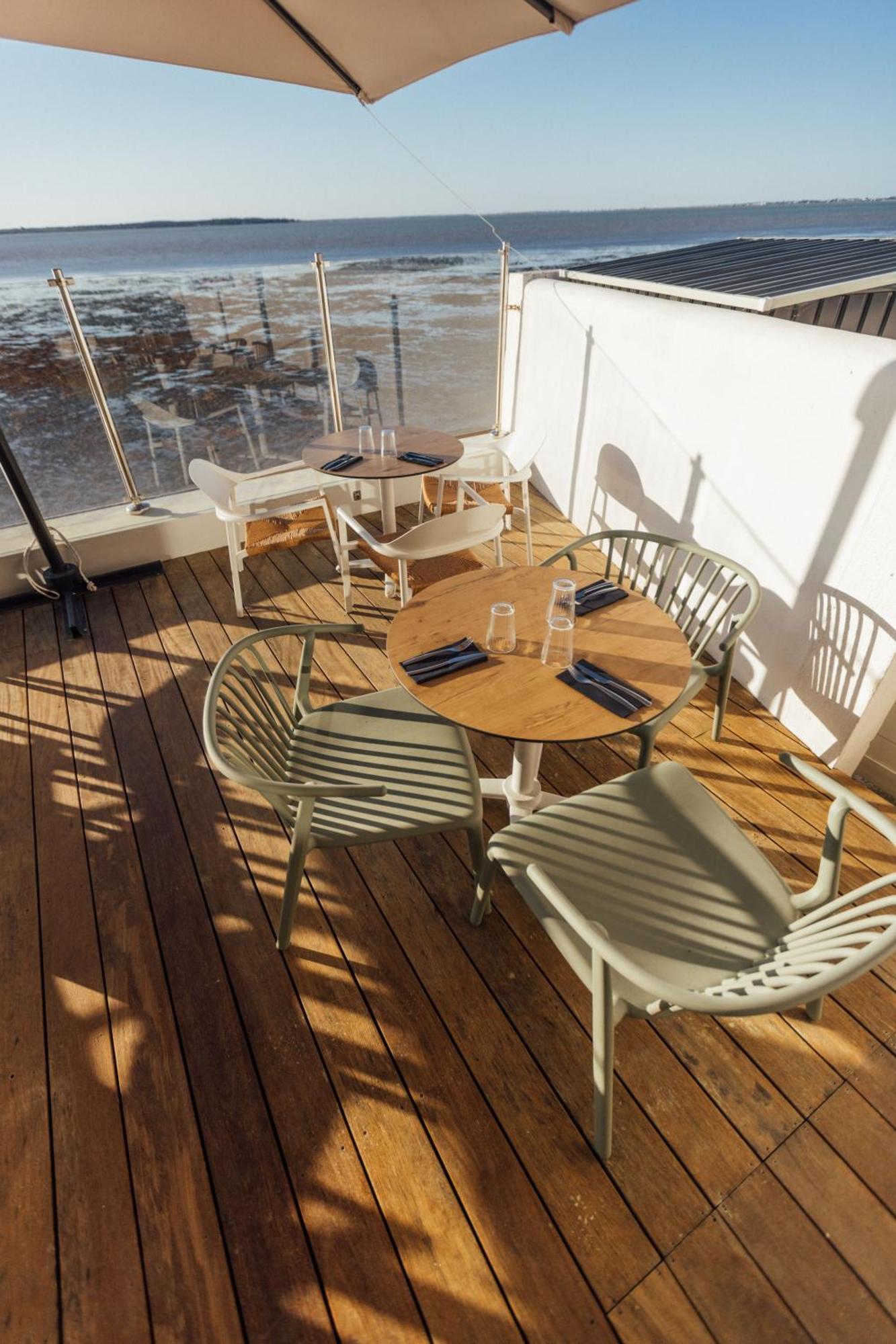 רונס-לה-באן Beach Hotel - Le Grand Chalet מראה חיצוני תמונה